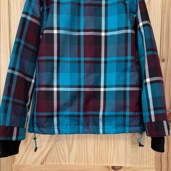 Powder Room Jacket, Global Program - Picture 10 of 14